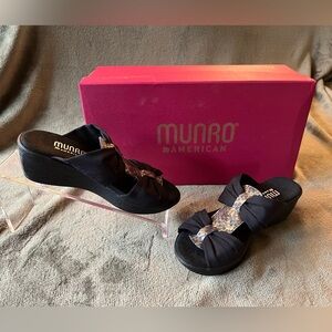 NIB Munro Girls Black Combo Platform Wedge Size 4M Shoes